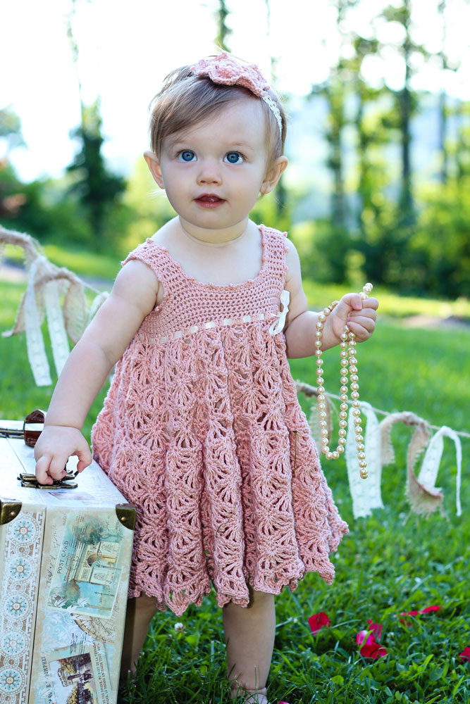 Paris And Pearls - Click Image to Close